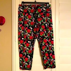 Betsey Johnson Skull Leggings